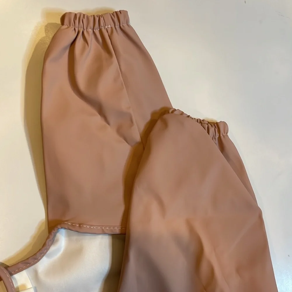 Girls slip on shirt bib S New
